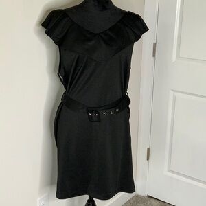 Black Sleeveless Dress